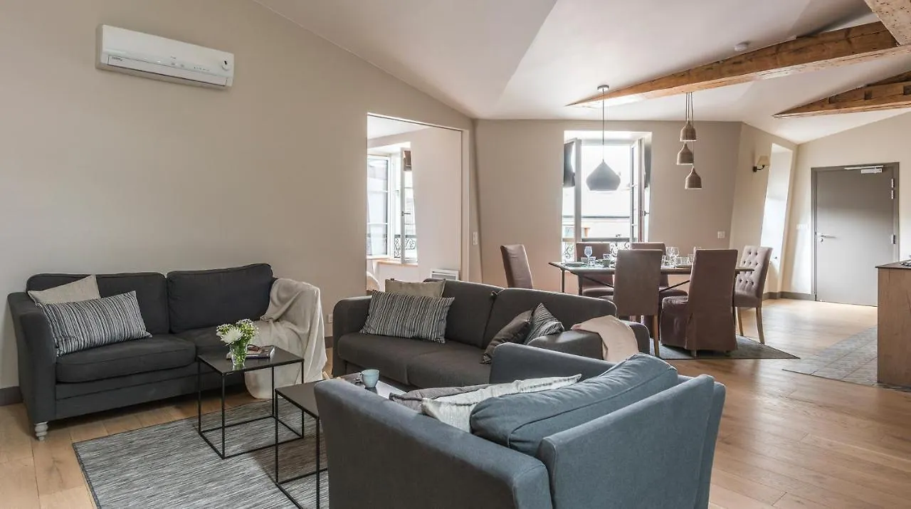 Bastille Liberte Apartment *
